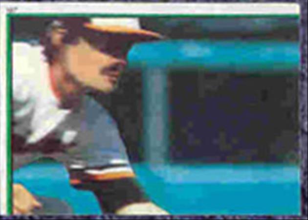 1983 Topps Baseball Stickers     197     Rickey Henderson RB